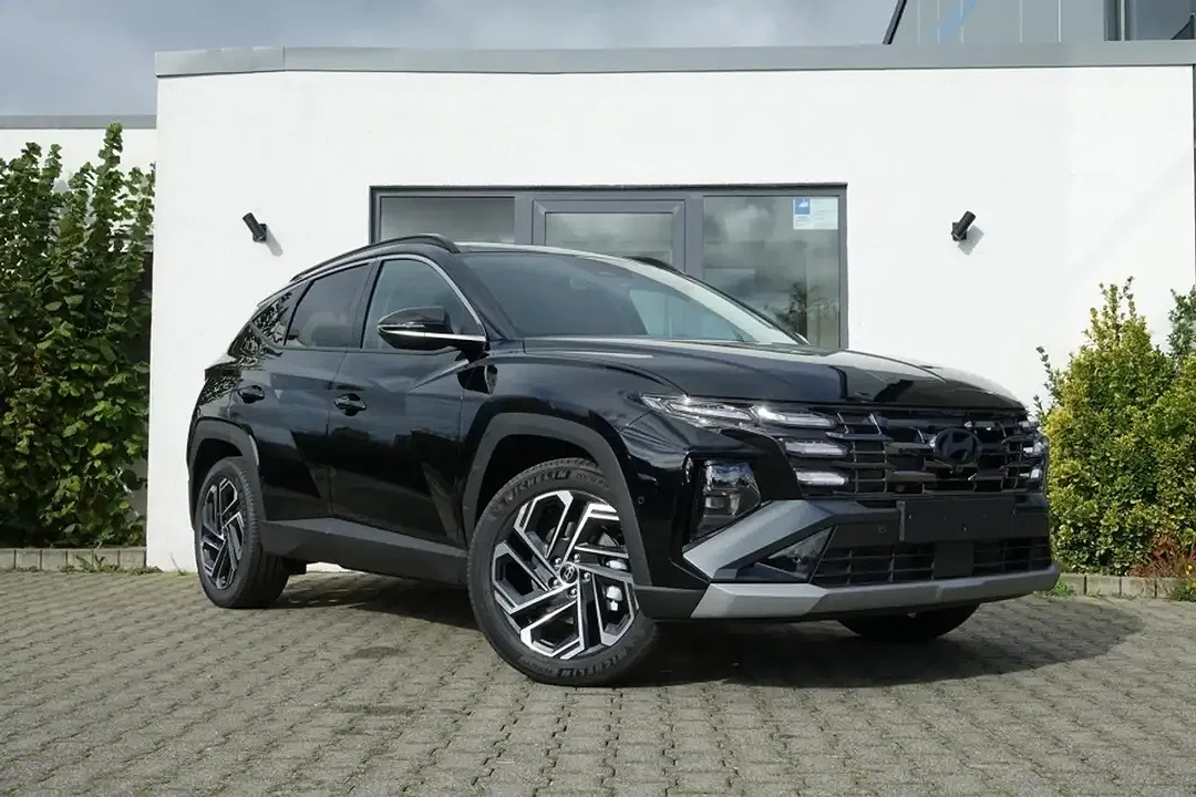 Hyundai TUCSON - Thumbnail 1