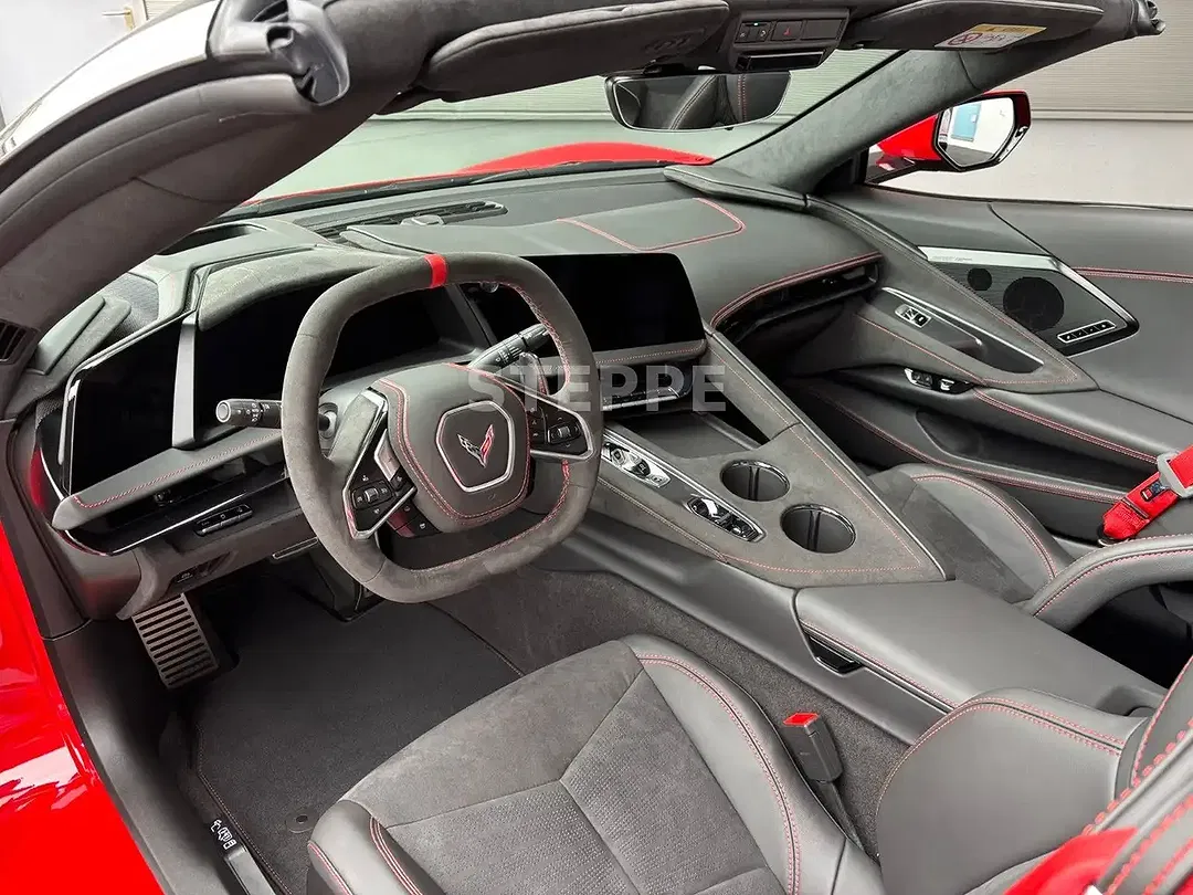 Corvette C8 - Thumbnail 12