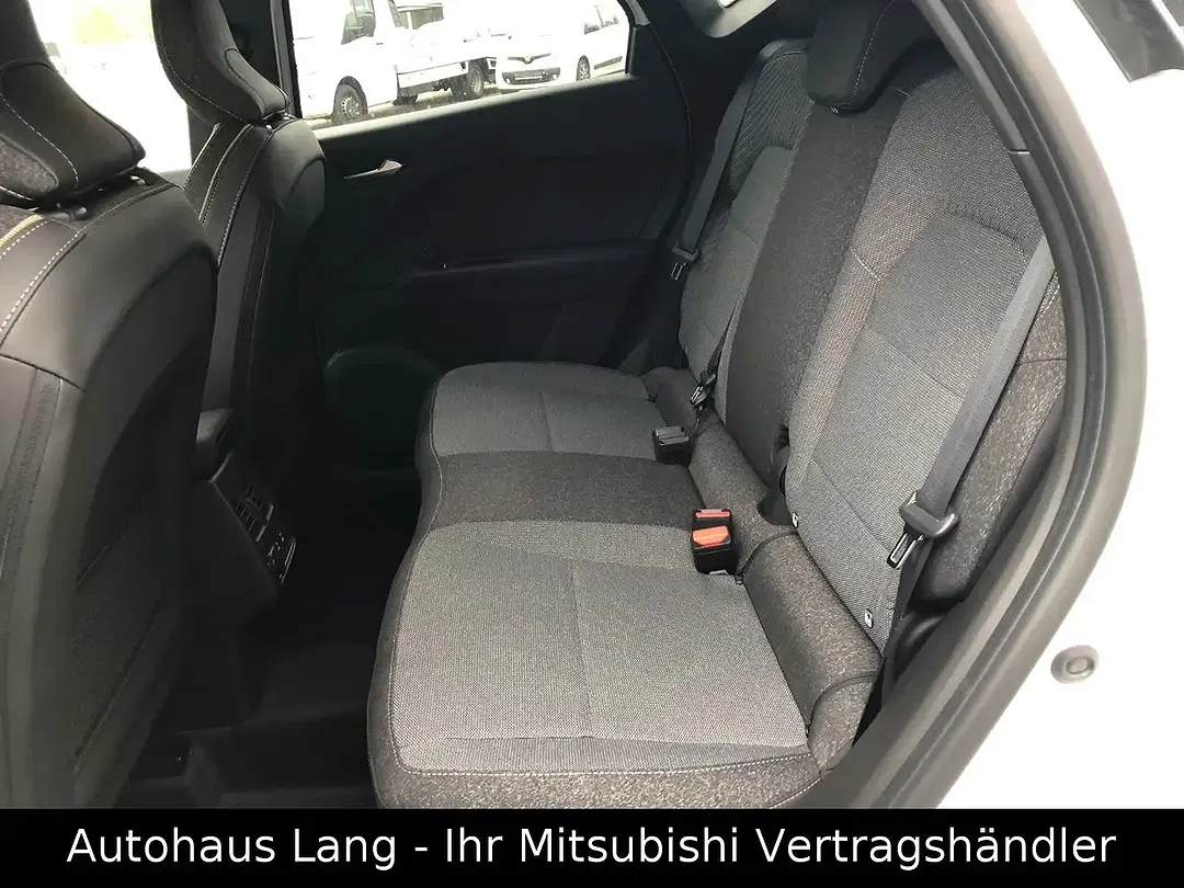 Mitsubishi ASX - Thumbnail 12