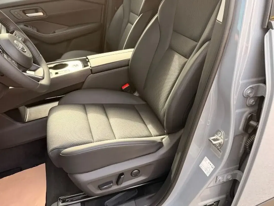Nissan X-Trail - Thumbnail 14