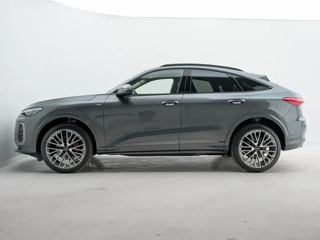 Audi Q5 - Thumbnail 4