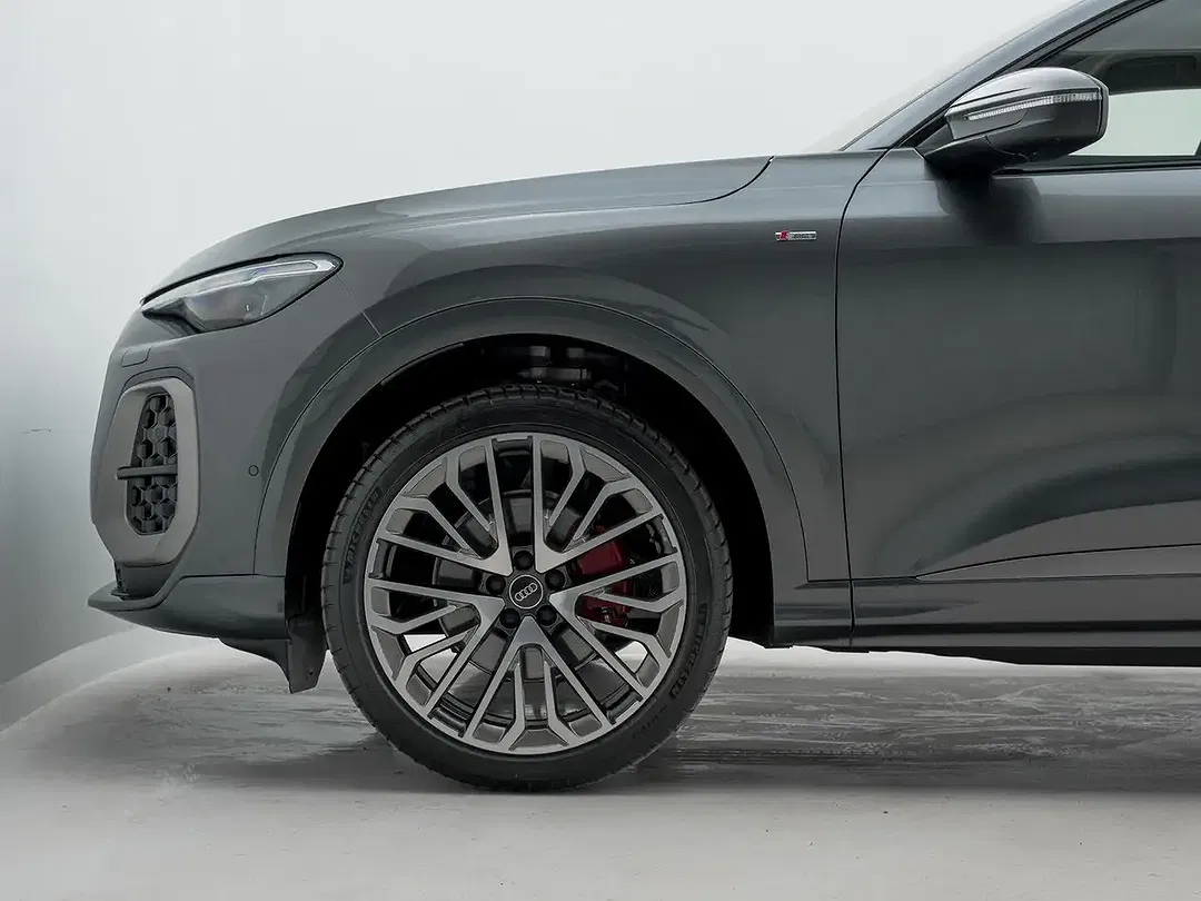 Audi Q5 - Thumbnail 8