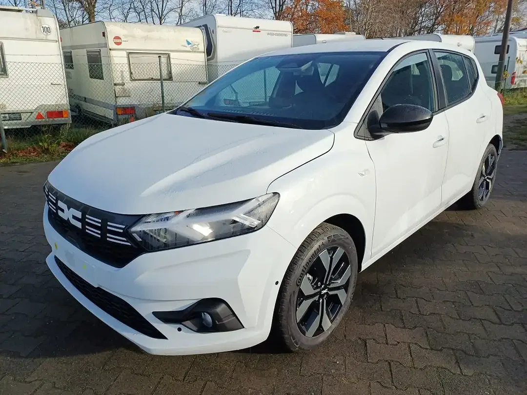 Dacia Sandero - Thumbnail 1