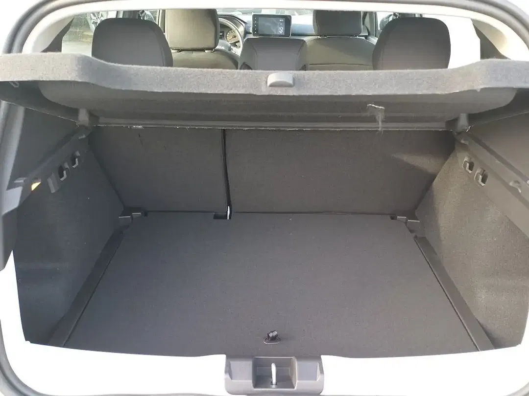Dacia Sandero - Thumbnail 7