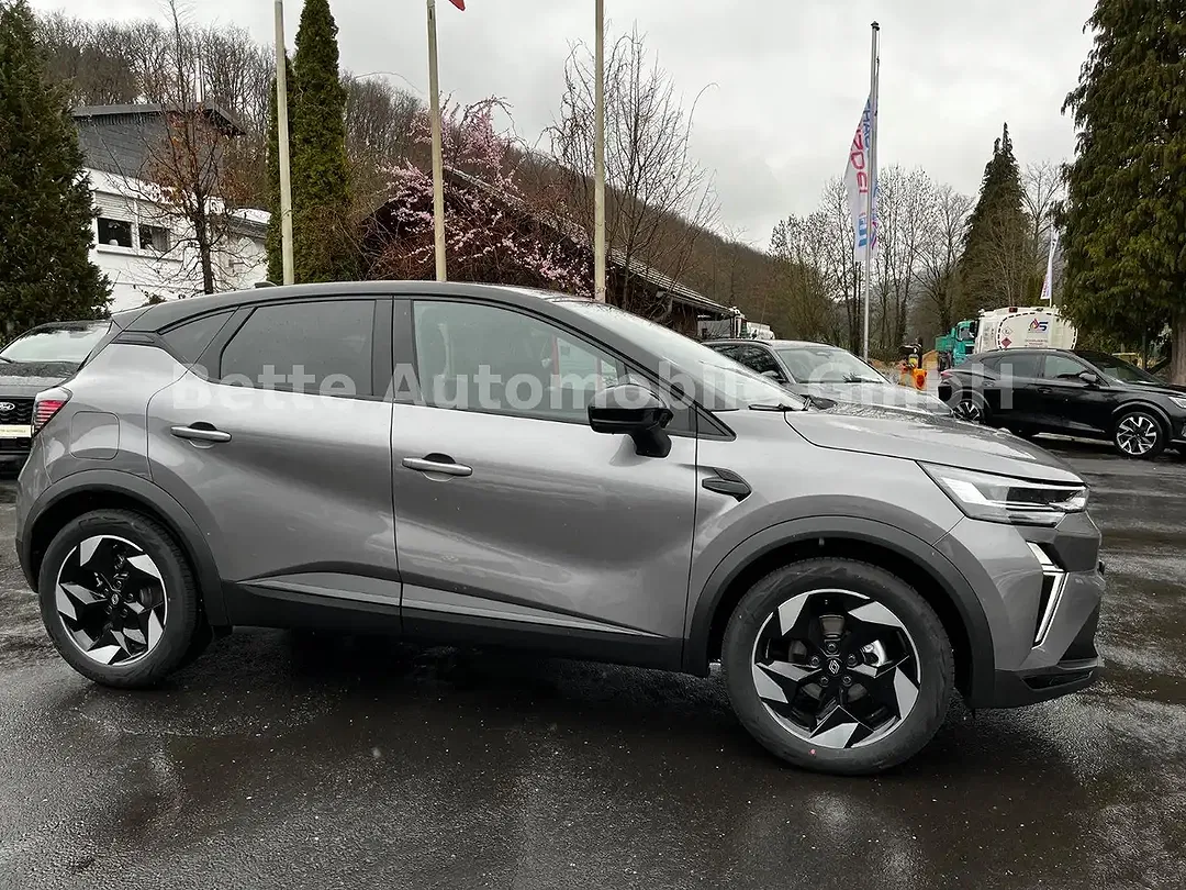 Renault Captur - Thumbnail 4