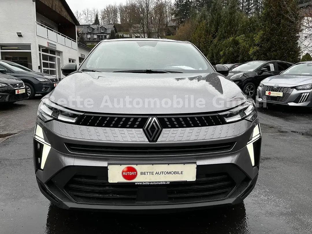 Renault Captur - Thumbnail 5