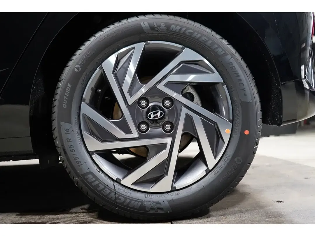 Hyundai i20 - Thumbnail 12