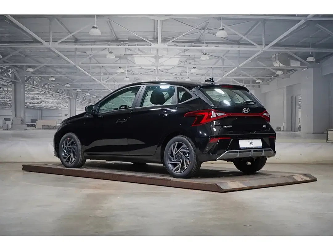 Hyundai i20 - Thumbnail 2
