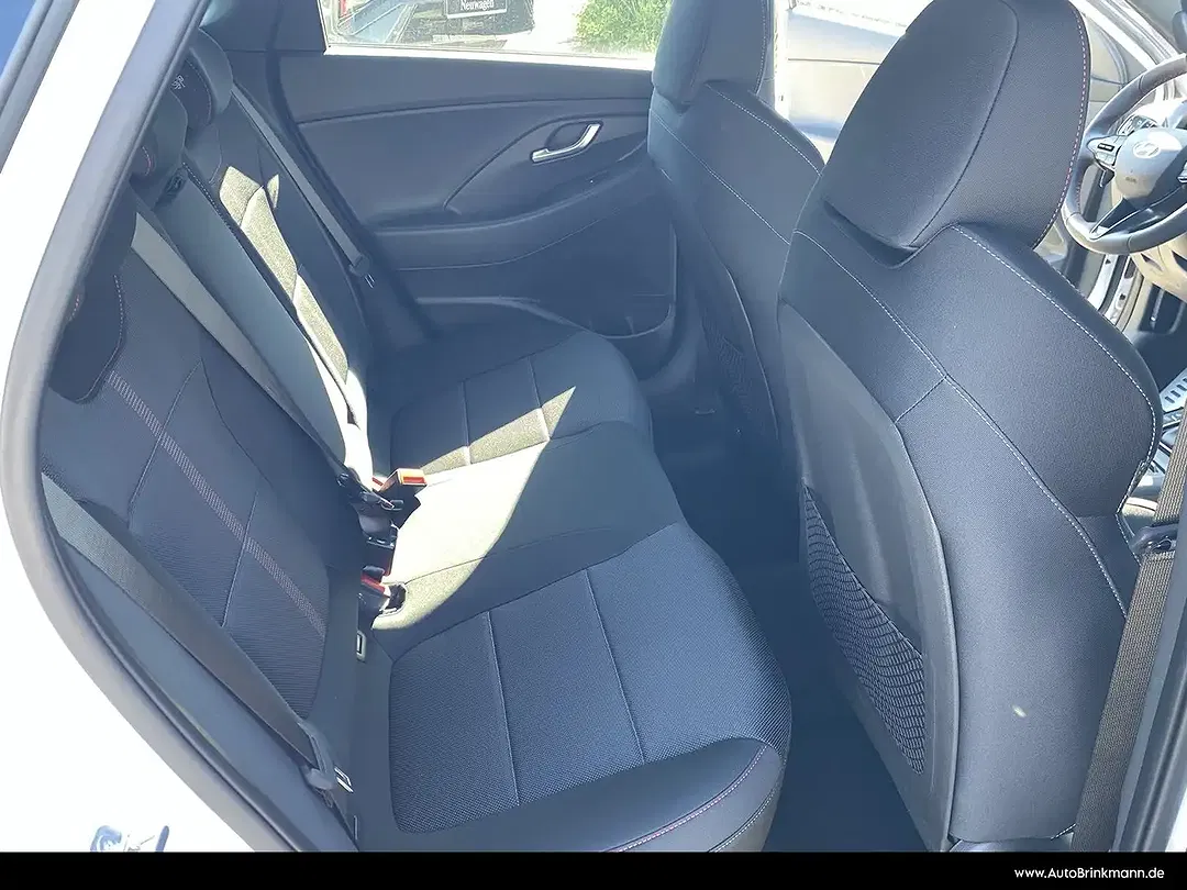 Hyundai i30 - Thumbnail 11