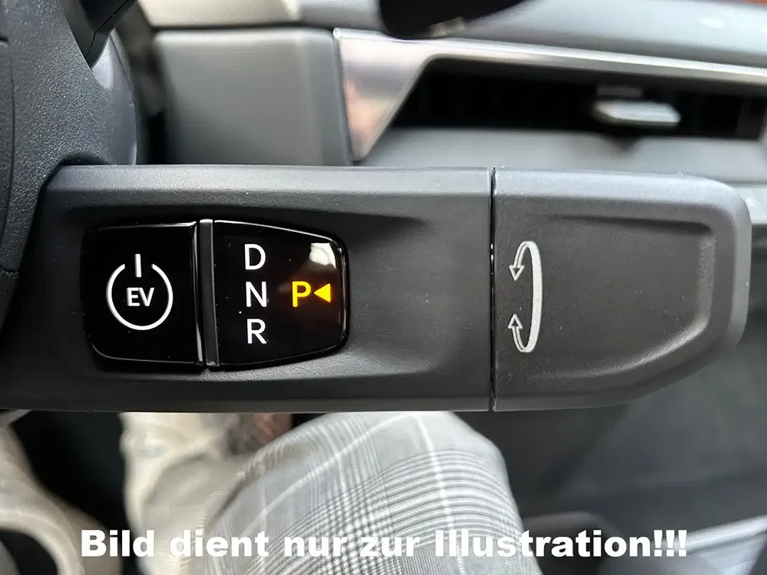 Kia EV9 - Thumbnail 11