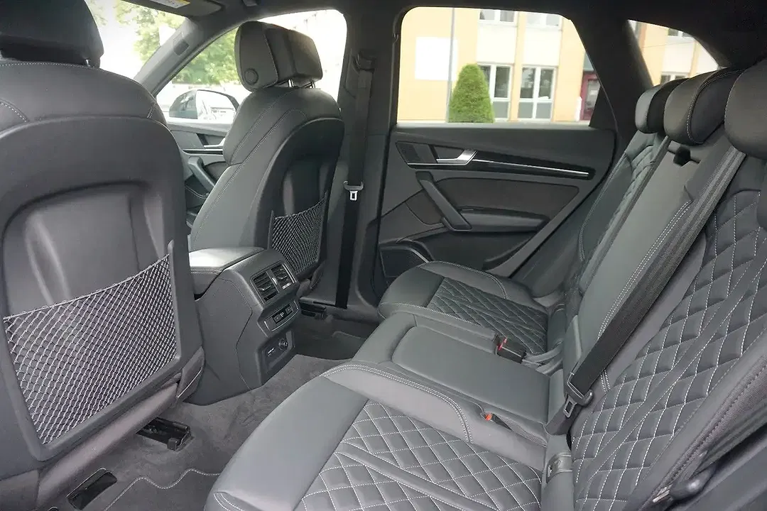 Audi SQ5 - Thumbnail 13