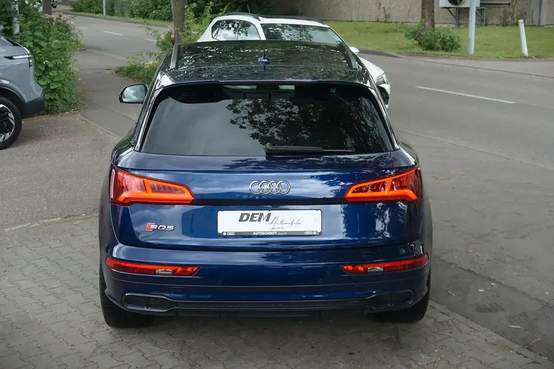 Audi SQ5 - Thumbnail 6