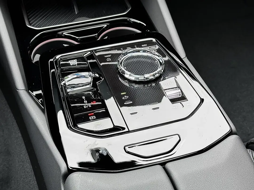 BMW 540 - Thumbnail 11
