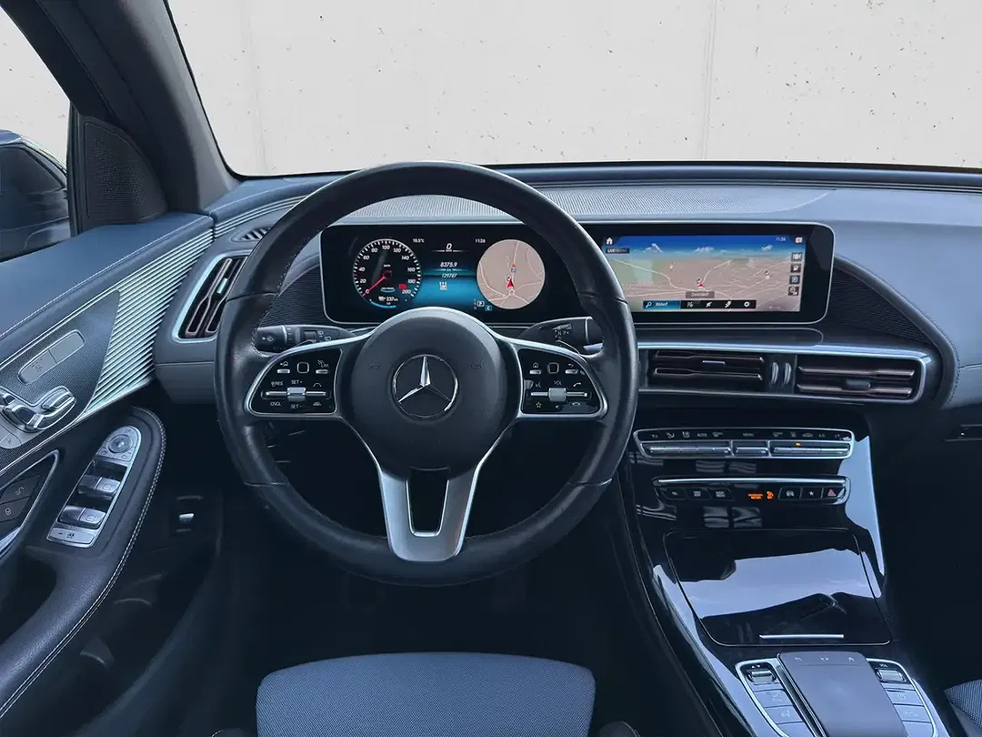 Mercedes-Benz EQC 400 - Thumbnail 10