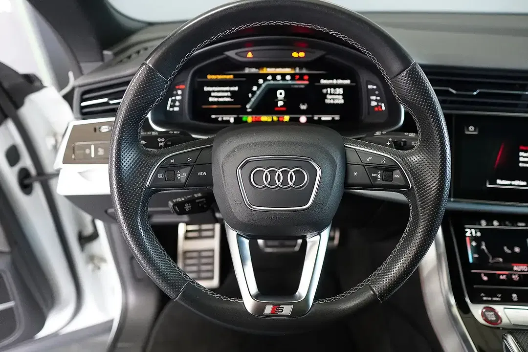 Audi SQ8 - Thumbnail 14