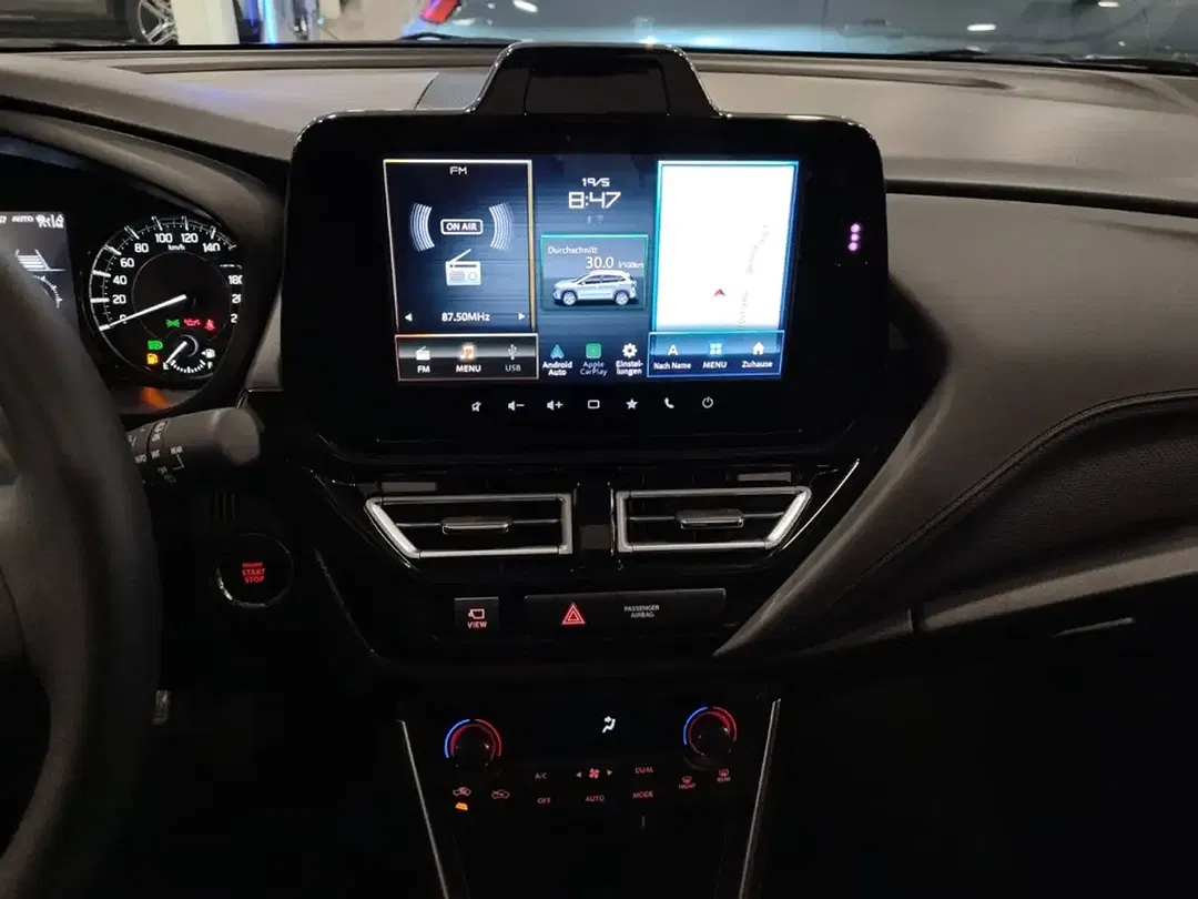 Suzuki SX4 S-Cross - Thumbnail 10