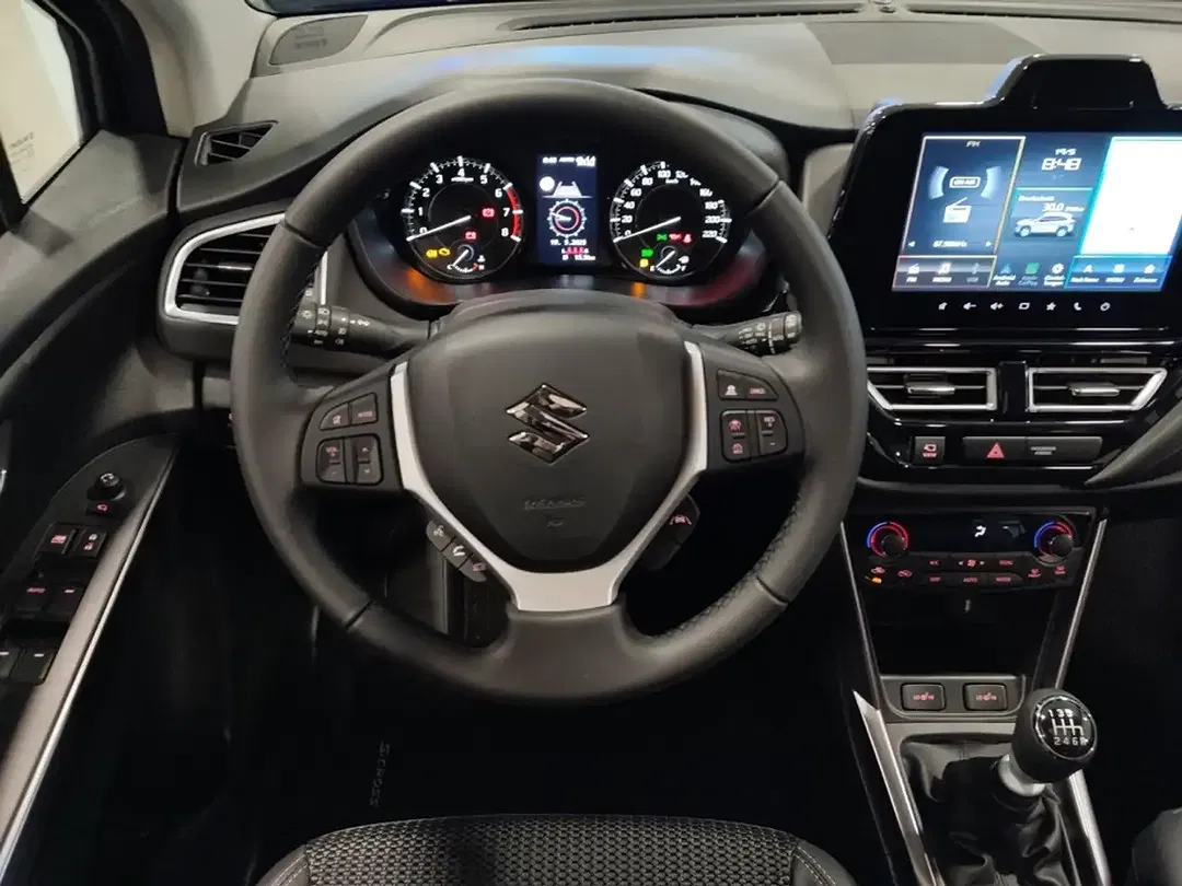 Suzuki SX4 S-Cross - Thumbnail 8