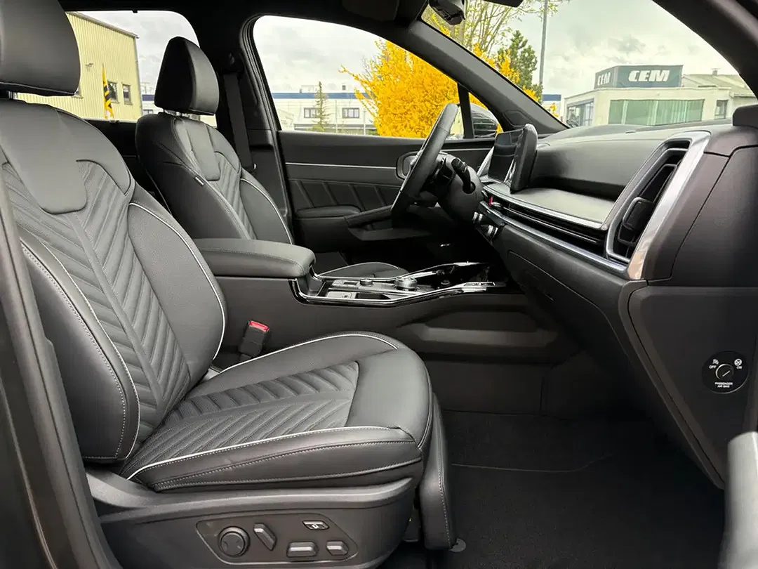 Kia Sorento - Thumbnail 10