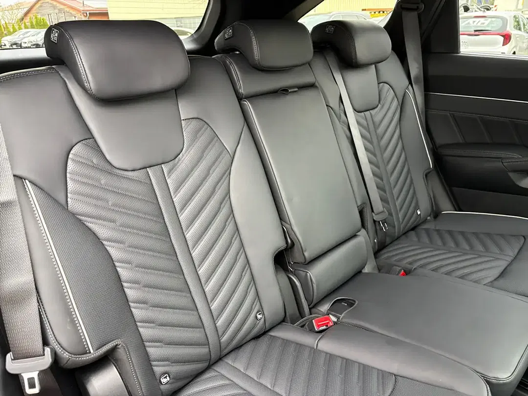 Kia Sorento - Thumbnail 11