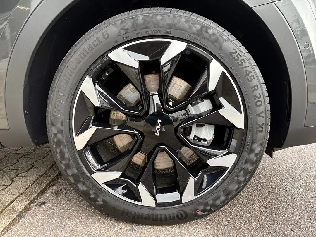 Kia Sorento - Thumbnail 14