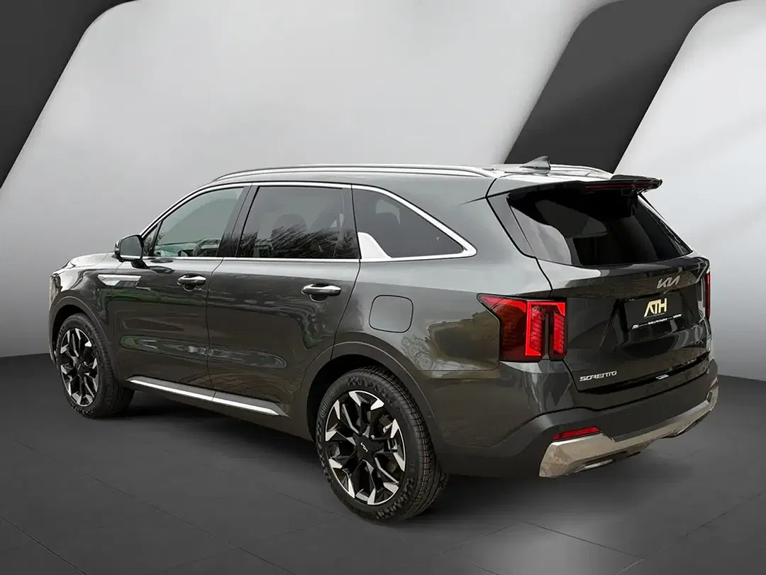 Kia Sorento - Thumbnail 2