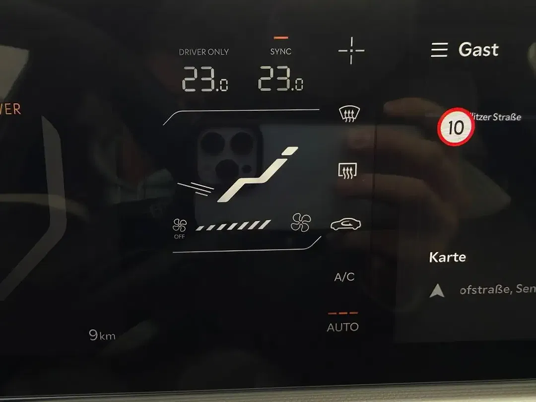 Kia EV4 - Thumbnail 11
