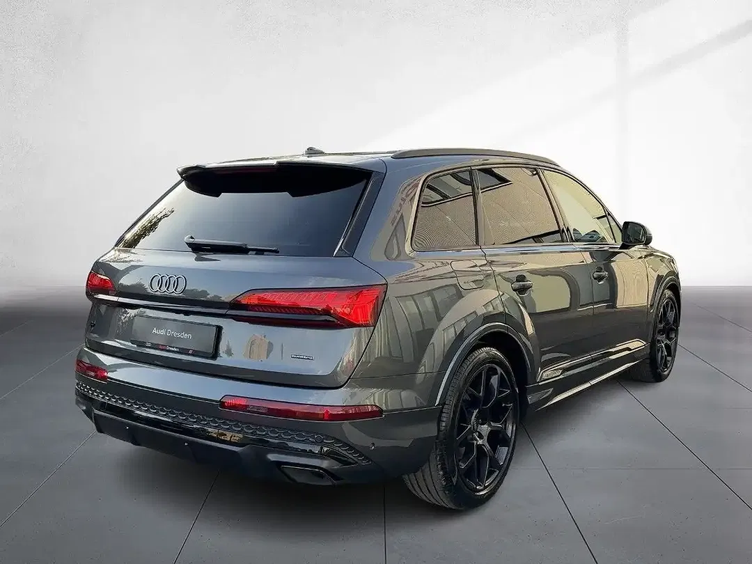 Audi Q7 - Thumbnail 2