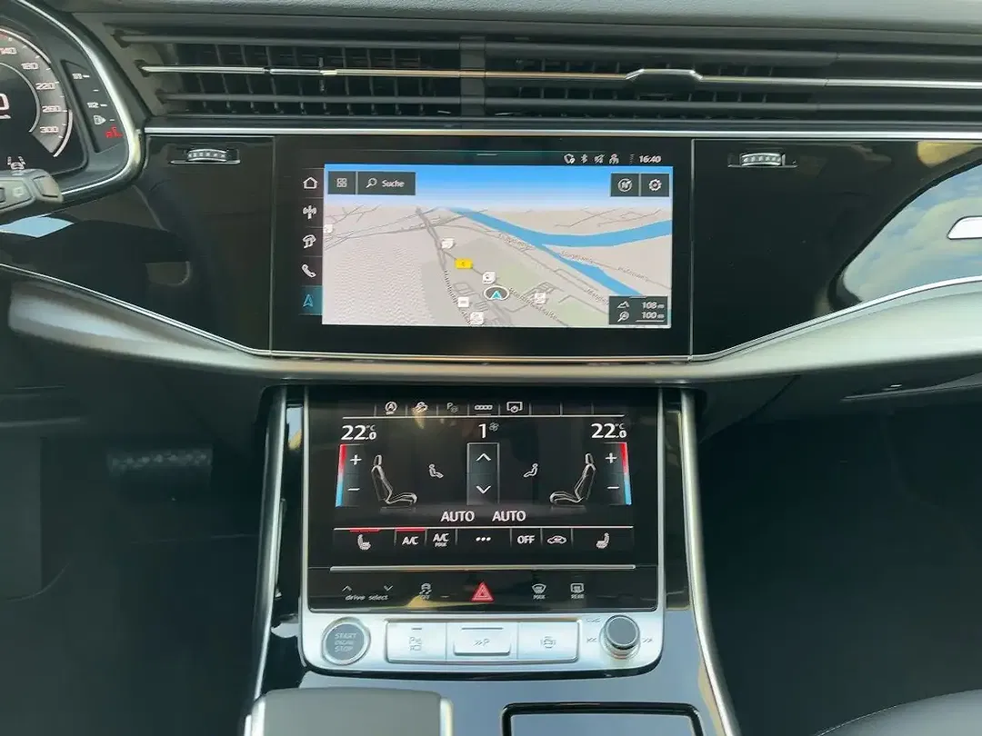 Audi Q7 - Thumbnail 7