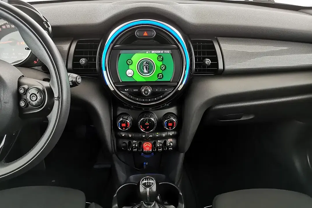 MINI Cooper - Thumbnail 14