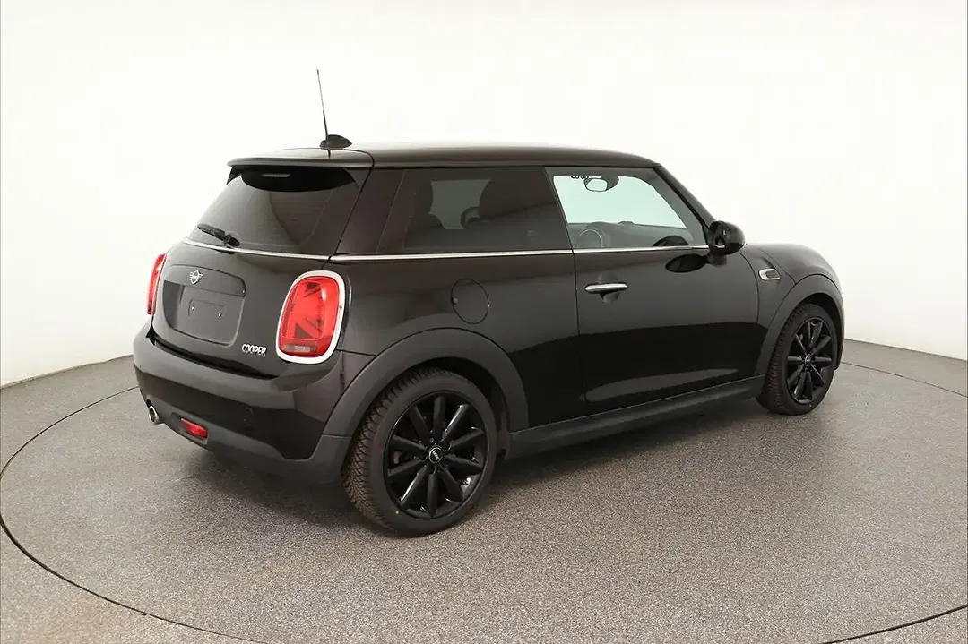 MINI Cooper - Thumbnail 6