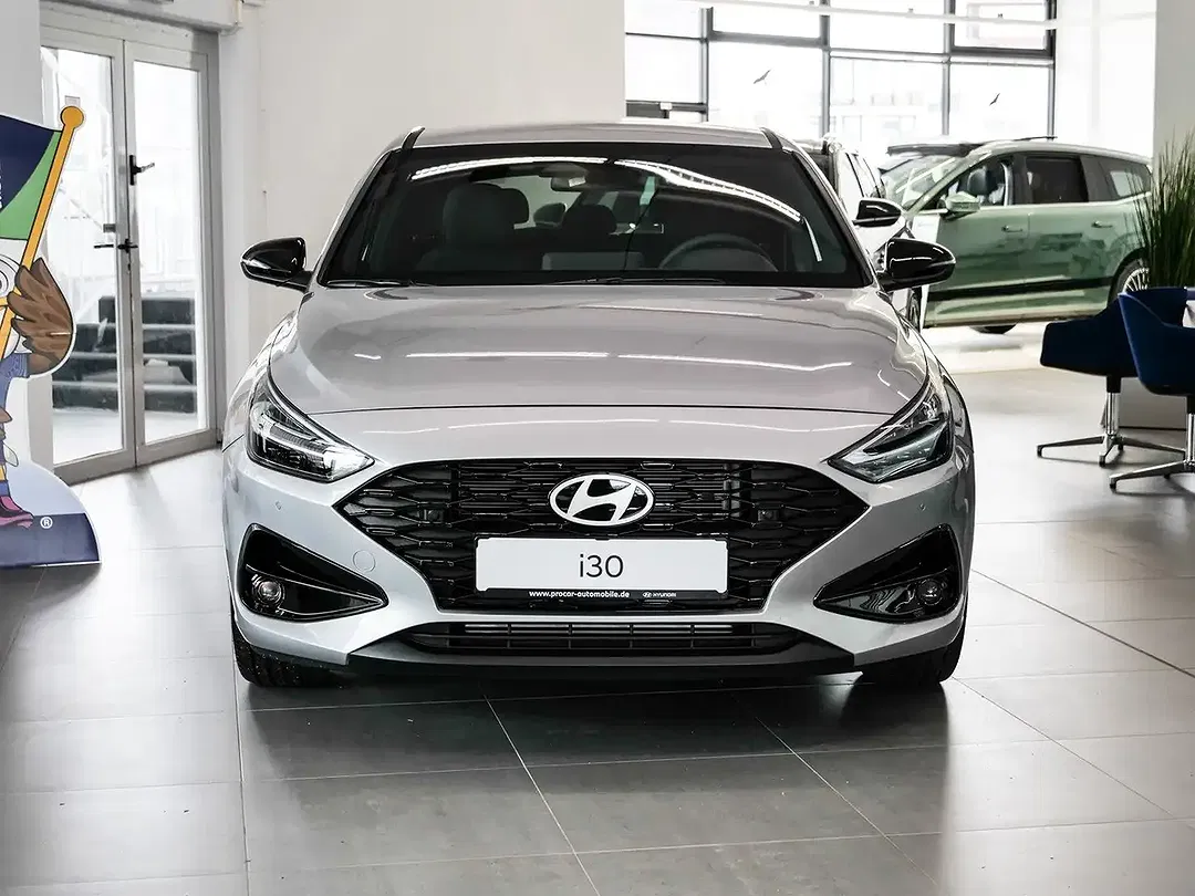 Hyundai i30 - Thumbnail 3