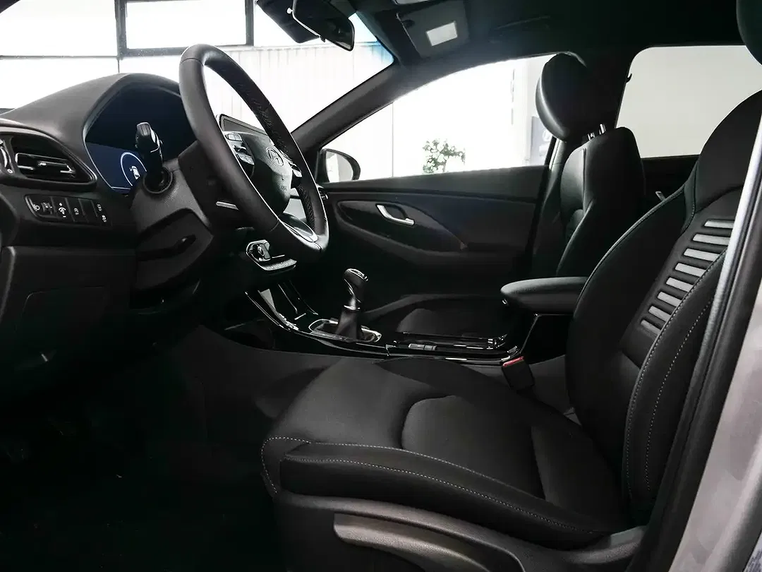 Hyundai i30 - Thumbnail 9