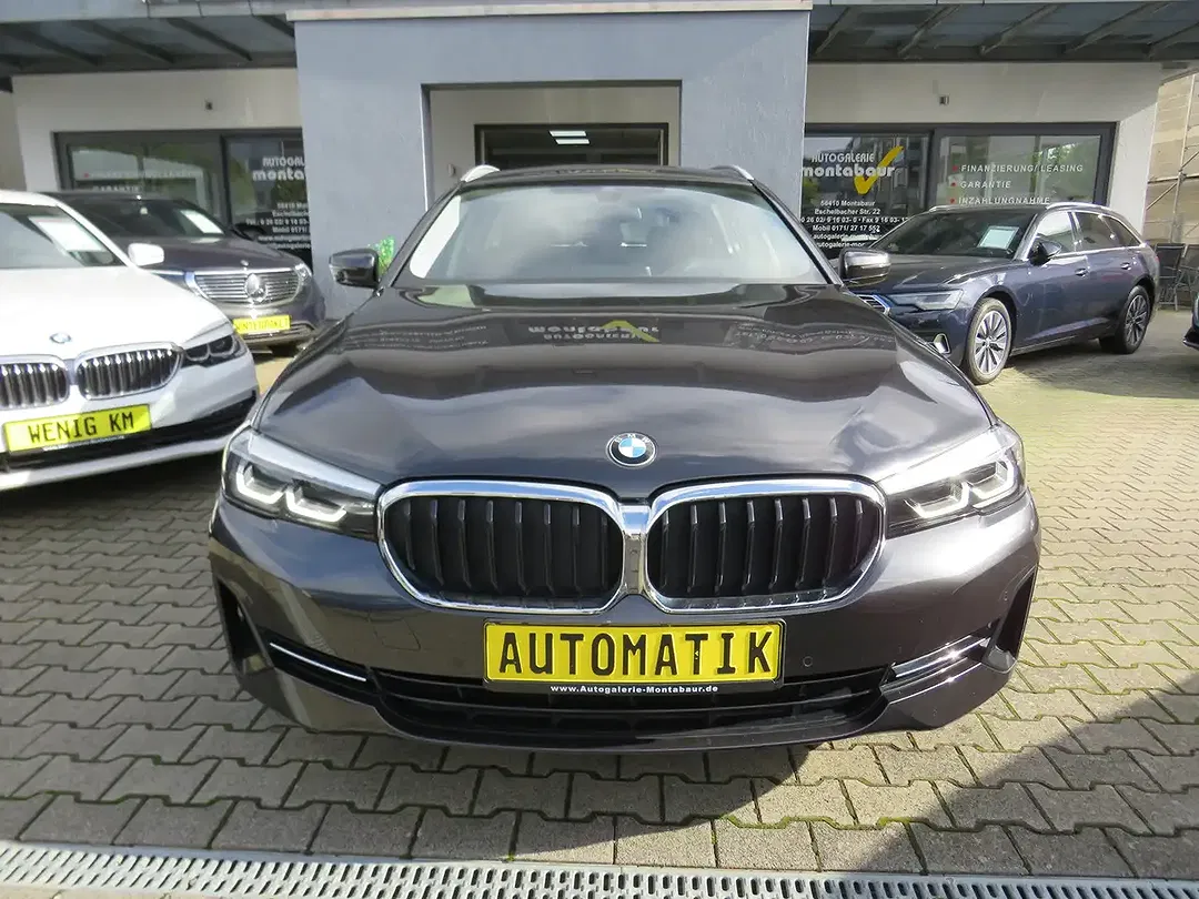 BMW 520 - Thumbnail 2