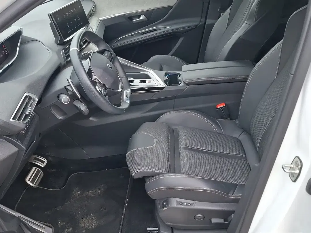 Peugeot 3008 - Thumbnail 9