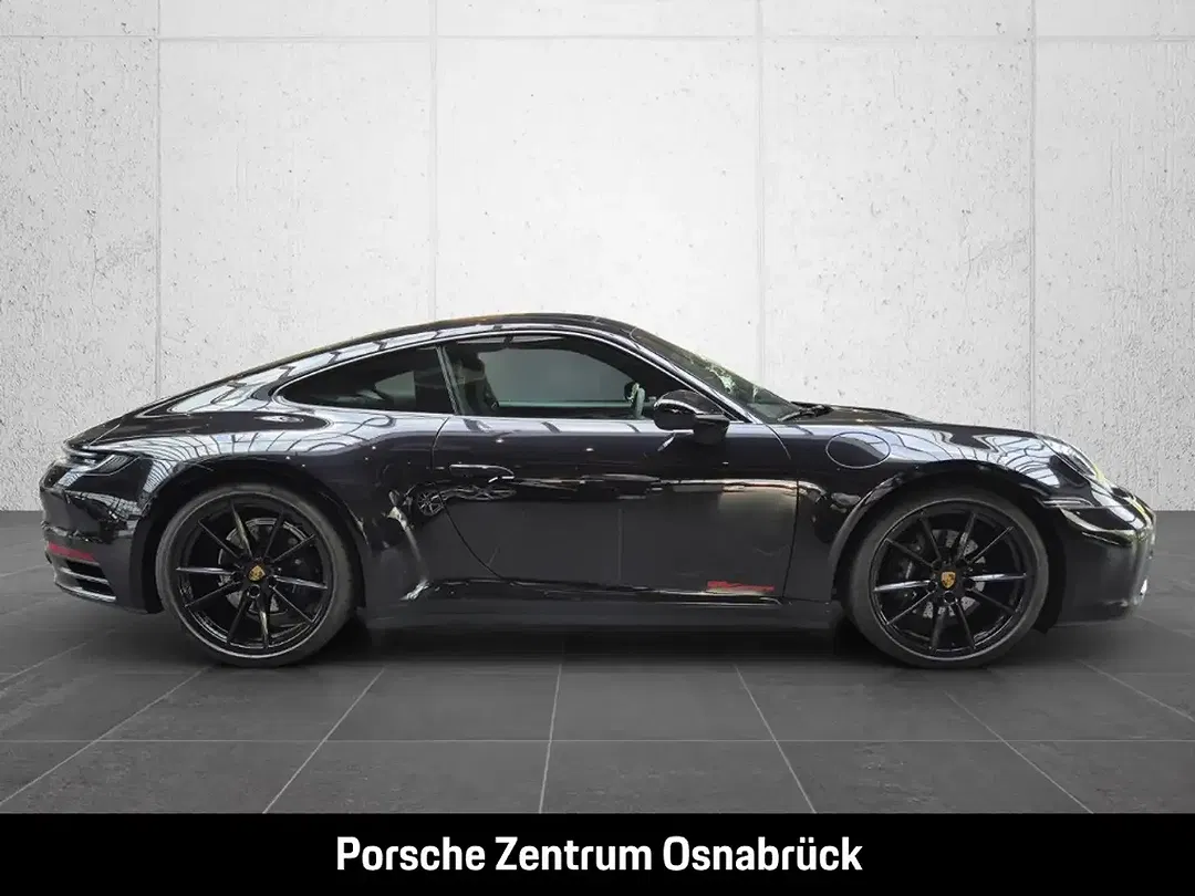 Porsche 992 - Thumbnail 8