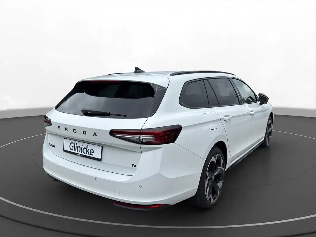 Skoda Superb - Thumbnail 4