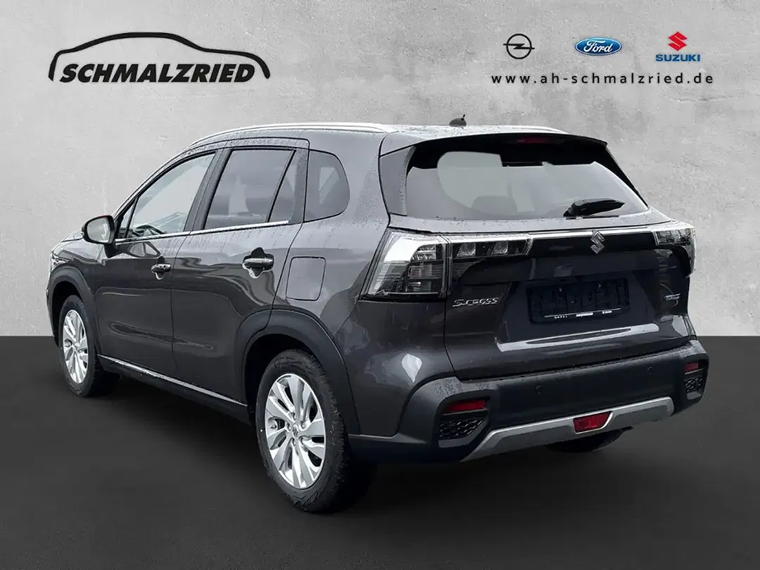 Suzuki SX4 S-Cross - Thumbnail 3