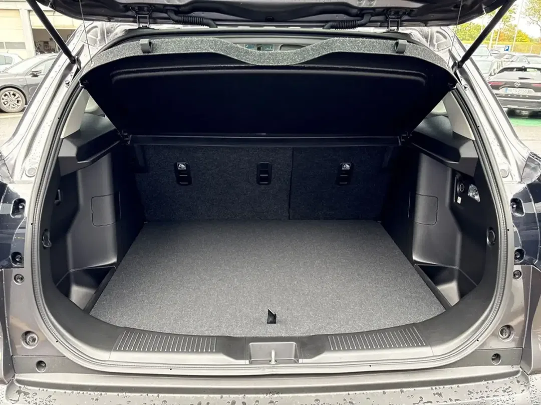 Suzuki SX4 S-Cross - Thumbnail 8