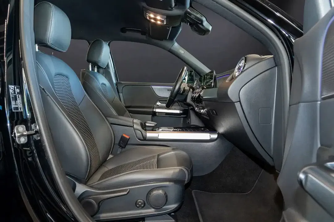 Mercedes-Benz EQB 250 - Thumbnail 8