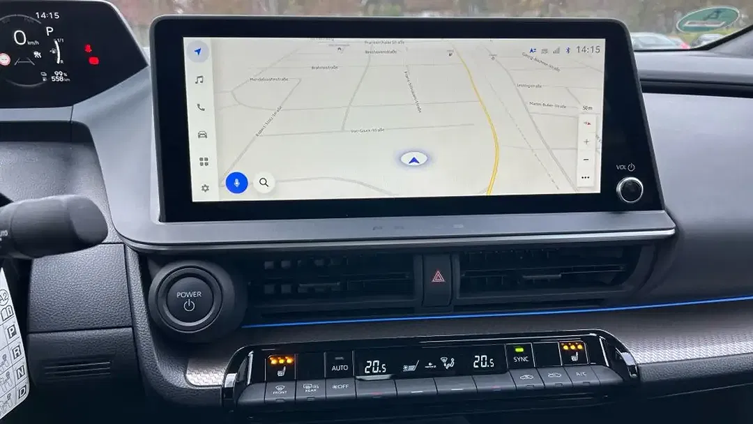 Toyota Prius - Thumbnail 13