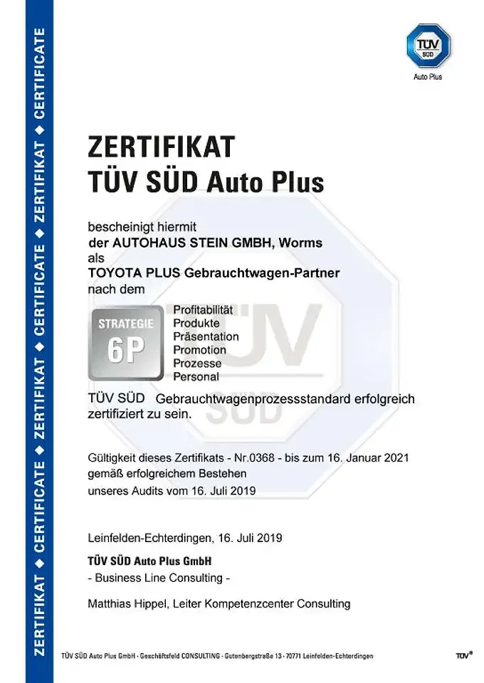 Toyota Prius - Thumbnail 15