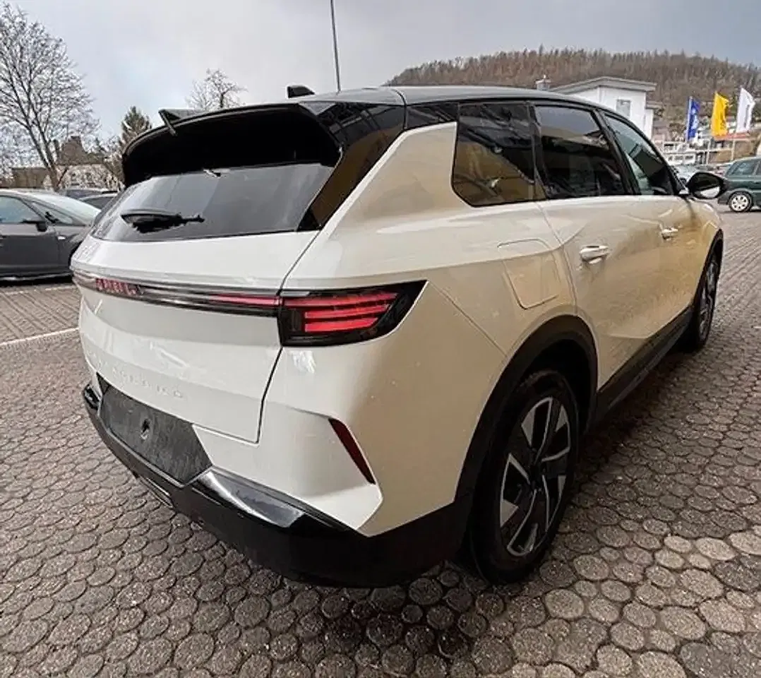 Opel Grandland - Thumbnail 5