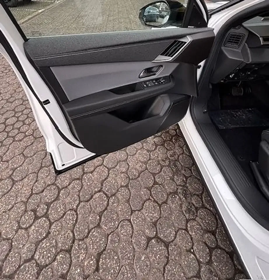 Opel Grandland - Thumbnail 9