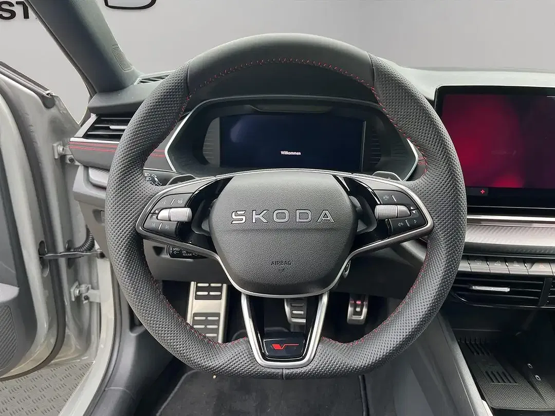 Skoda Octavia - Thumbnail 11