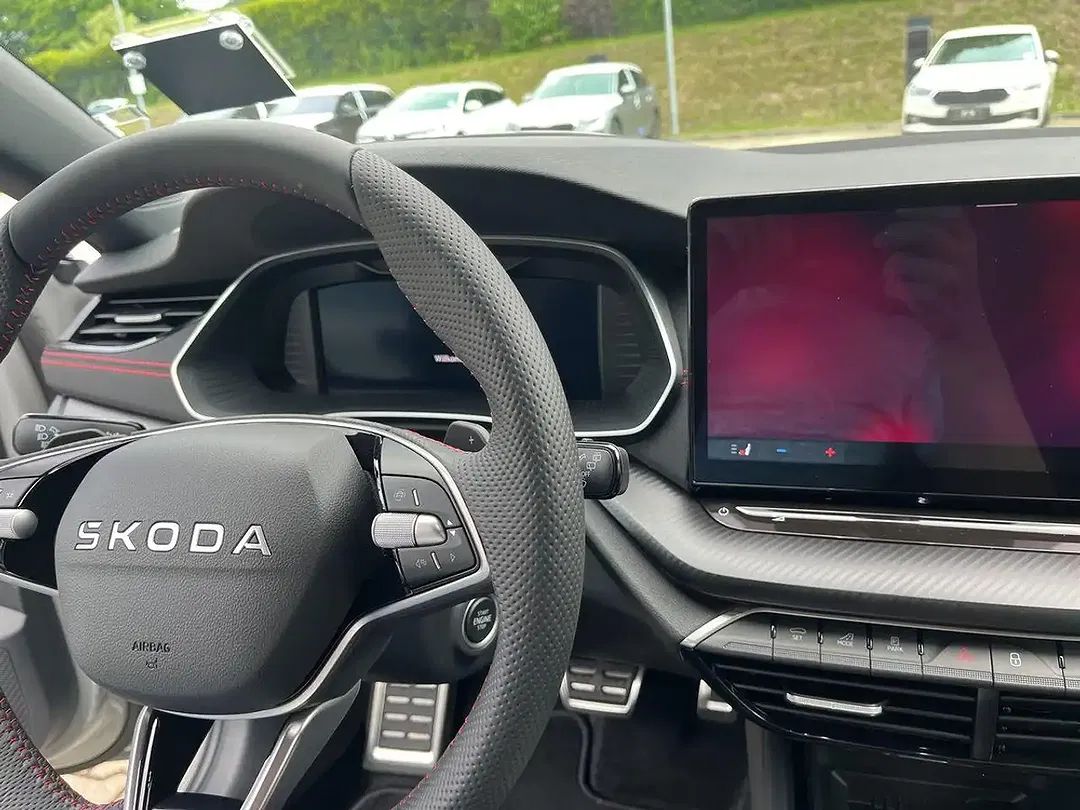 Skoda Octavia - Thumbnail 13