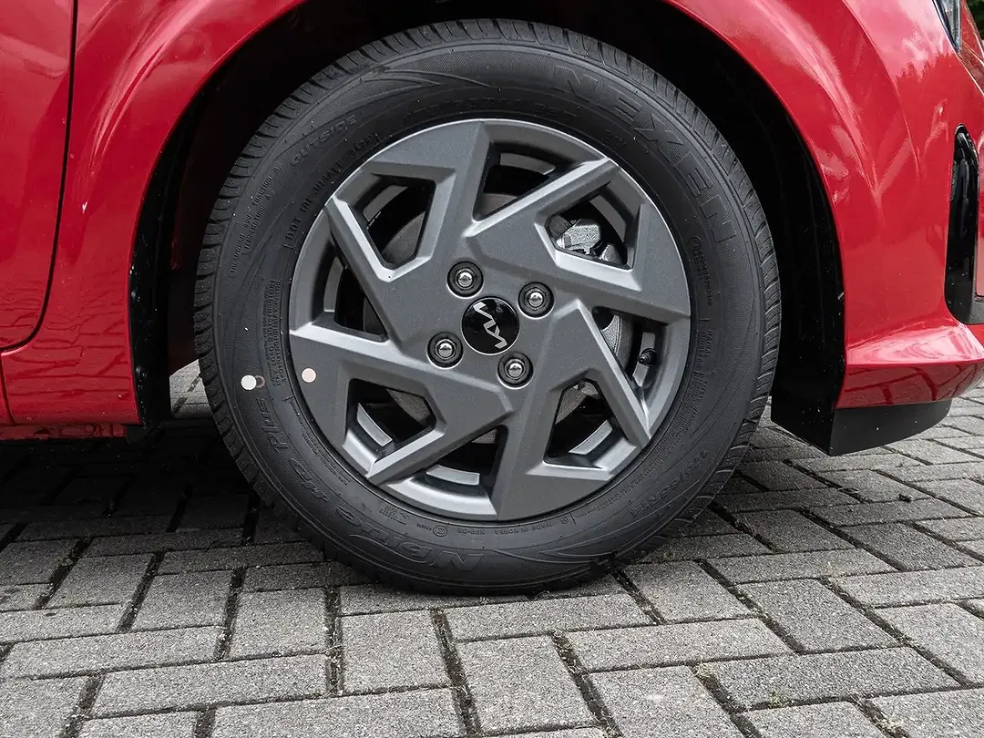 Kia Picanto - Thumbnail 3