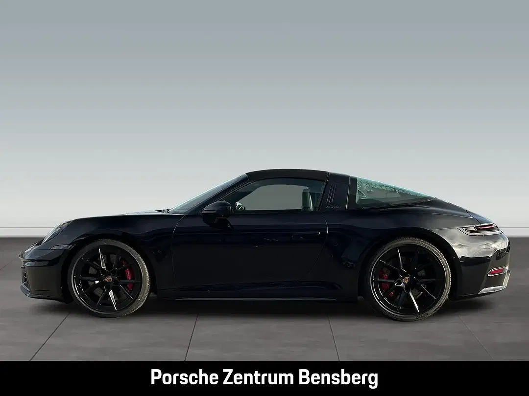 Porsche 911 - Thumbnail 2