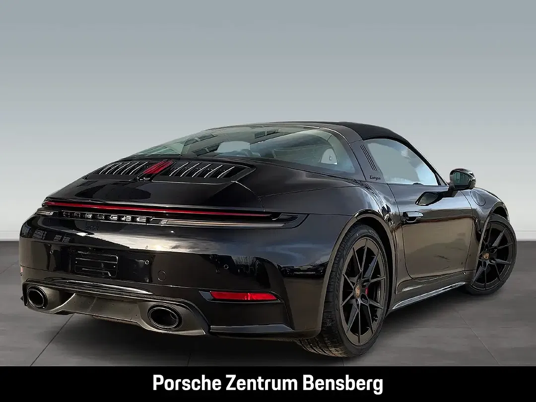 Porsche 911 - Thumbnail 4