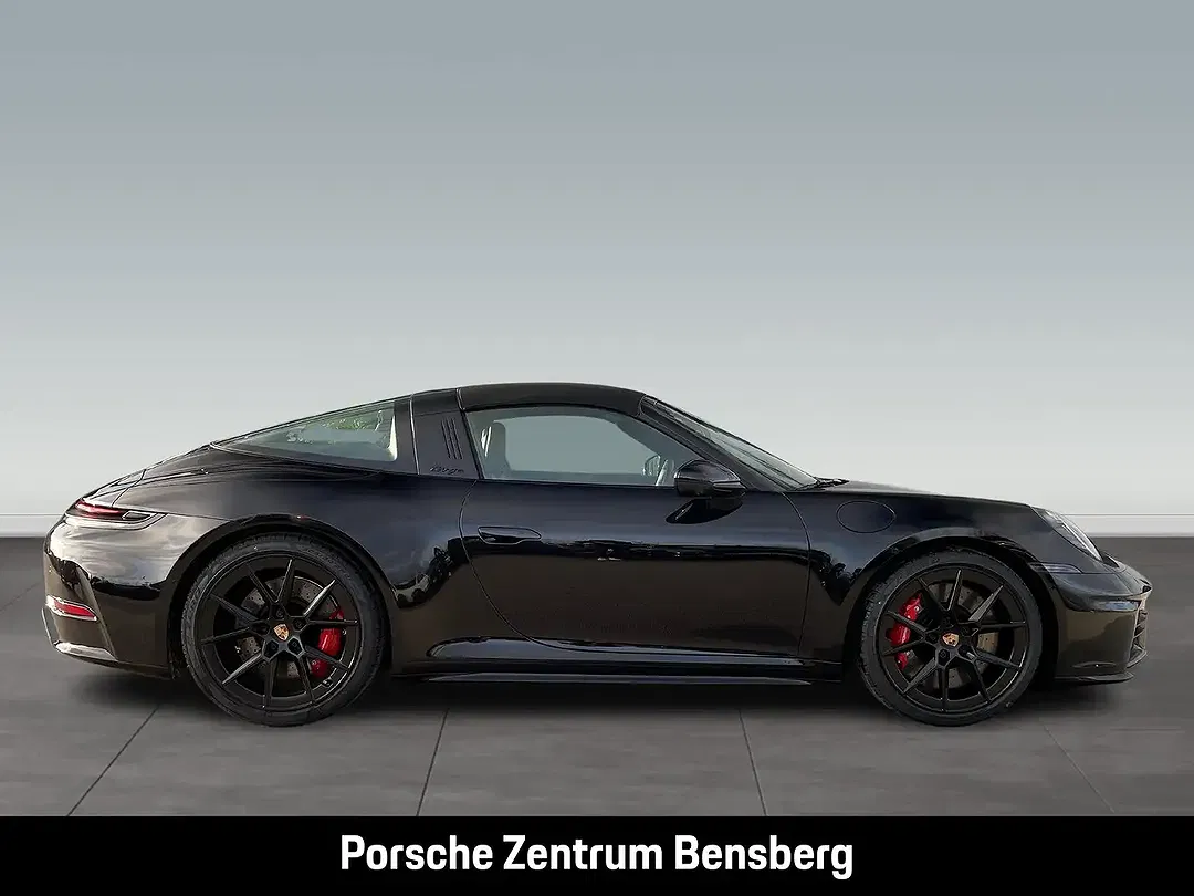Porsche 911 - Thumbnail 5