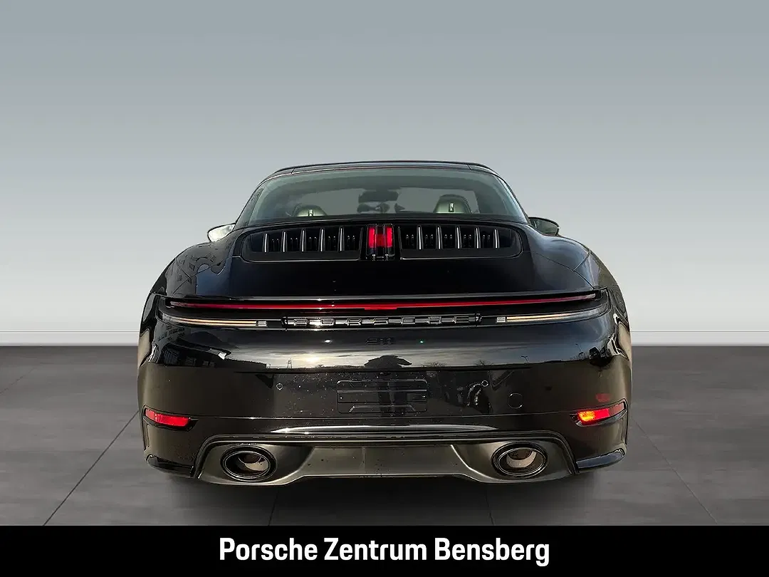 Porsche 911 - Thumbnail 8